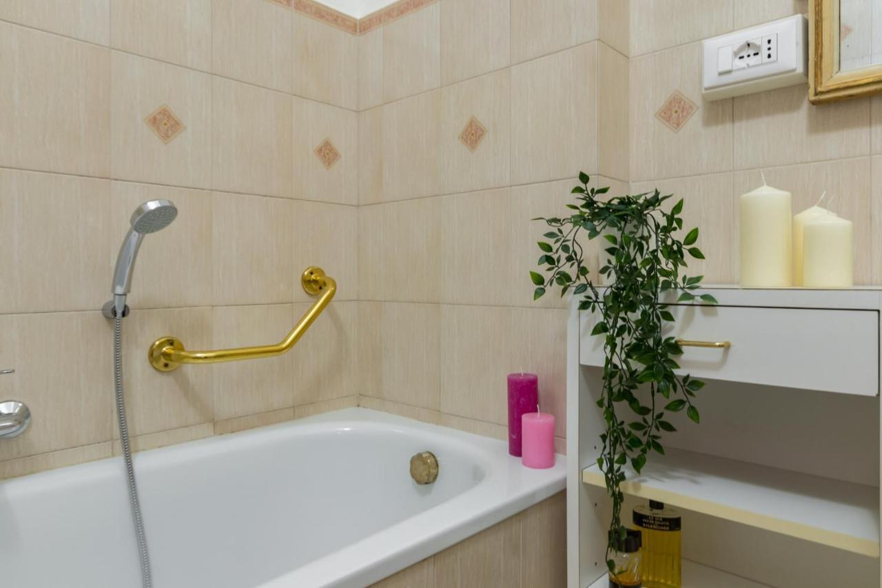 Elegante E Raffinato In Zona Crocetta Apartamento *